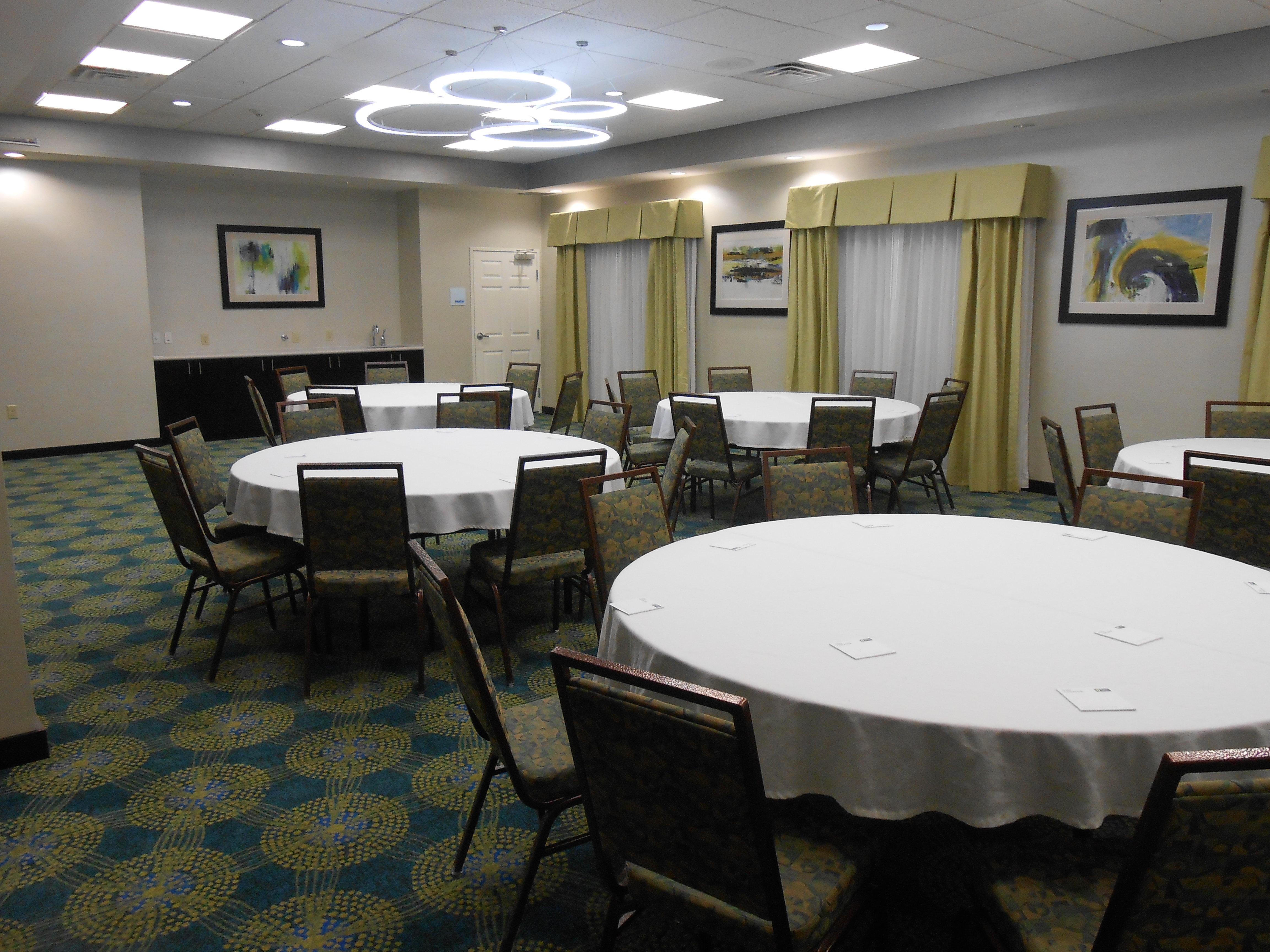 Holiday Inn Express & Suites Houston Northwest-Brookhollow By Ihg Exterior foto