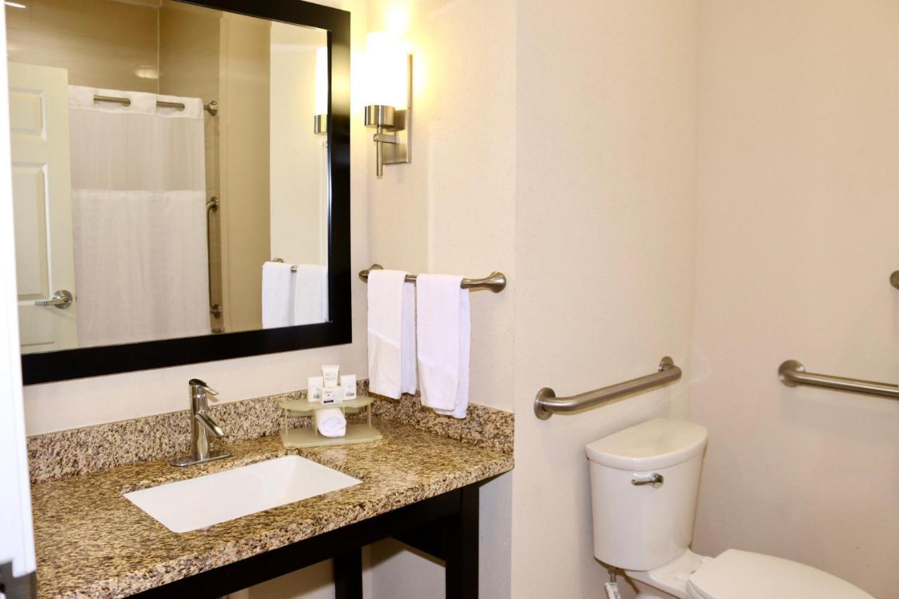 Holiday Inn Express & Suites Houston Northwest-Brookhollow By Ihg Exterior foto