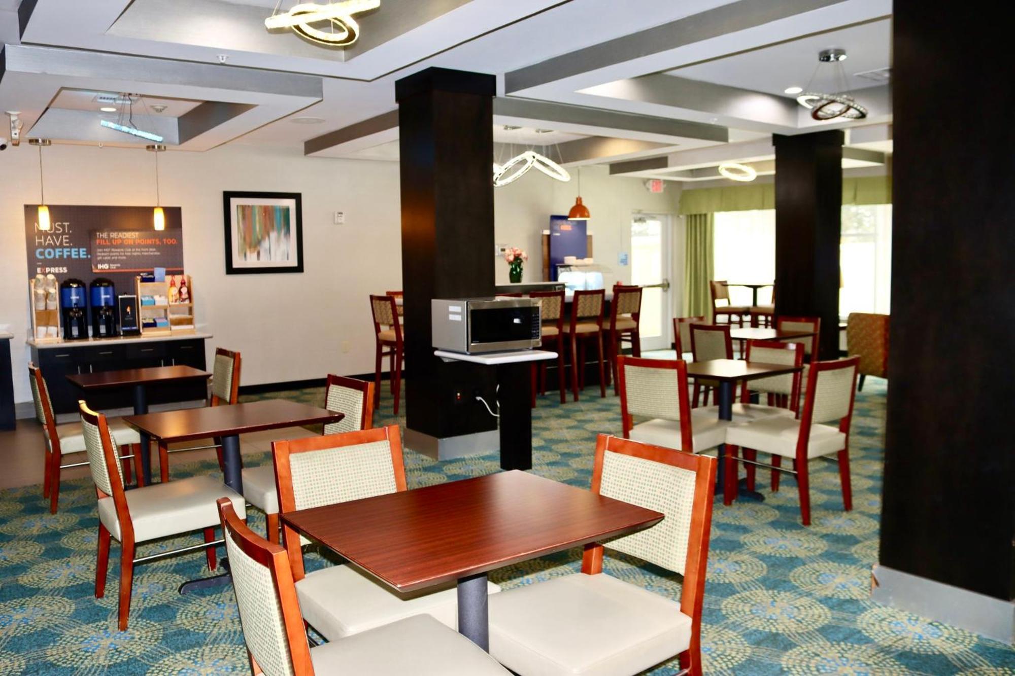 Holiday Inn Express & Suites Houston Northwest-Brookhollow By Ihg Exterior foto