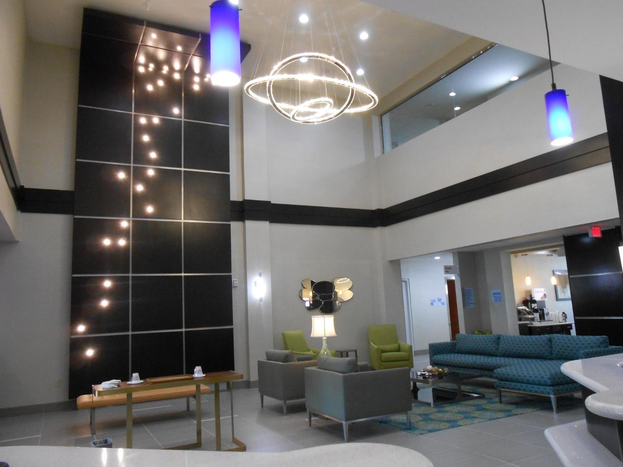 Holiday Inn Express & Suites Houston Northwest-Brookhollow By Ihg Exterior foto