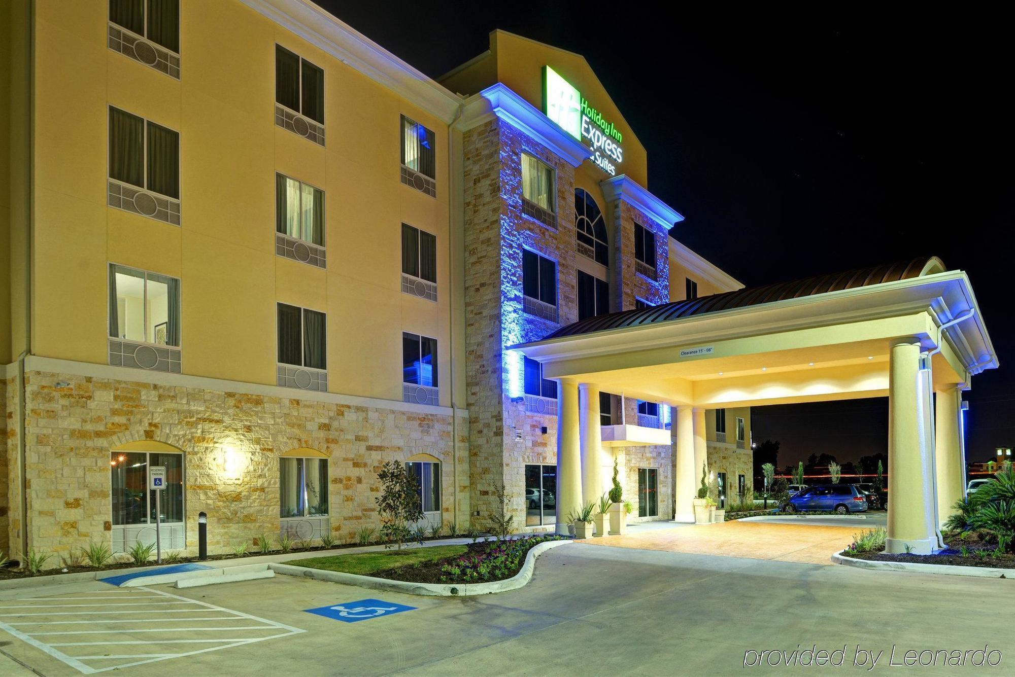 Holiday Inn Express & Suites Houston Northwest-Brookhollow By Ihg Exterior foto